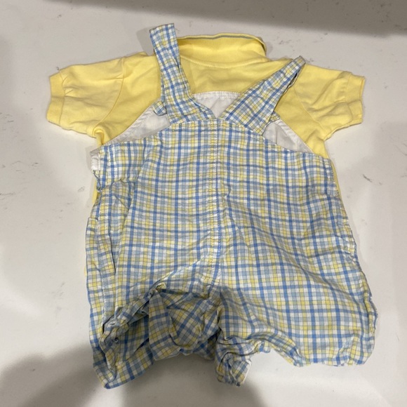 Starting Out boys 12 month plaid overalls and yellow polo w/ 2 buttons EUC - Picture 11 of 12